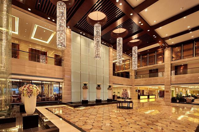 雷迪森大酒店主图