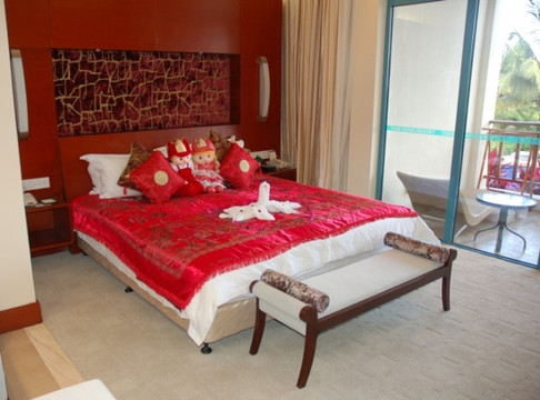 三亚亚龙湾天鸿度假酒店主图