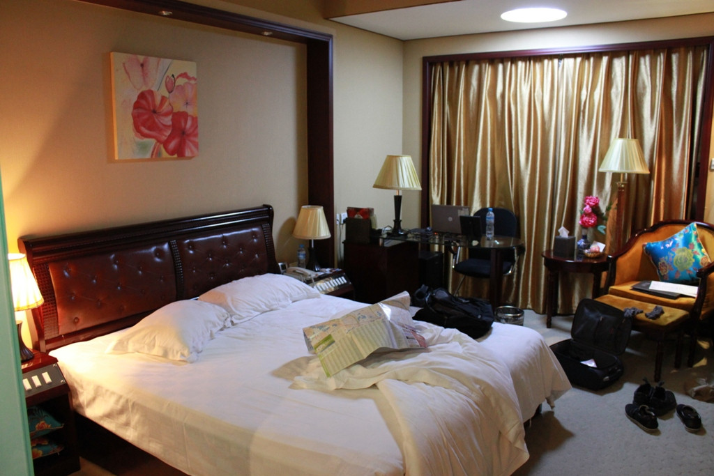 新华大酒店主图