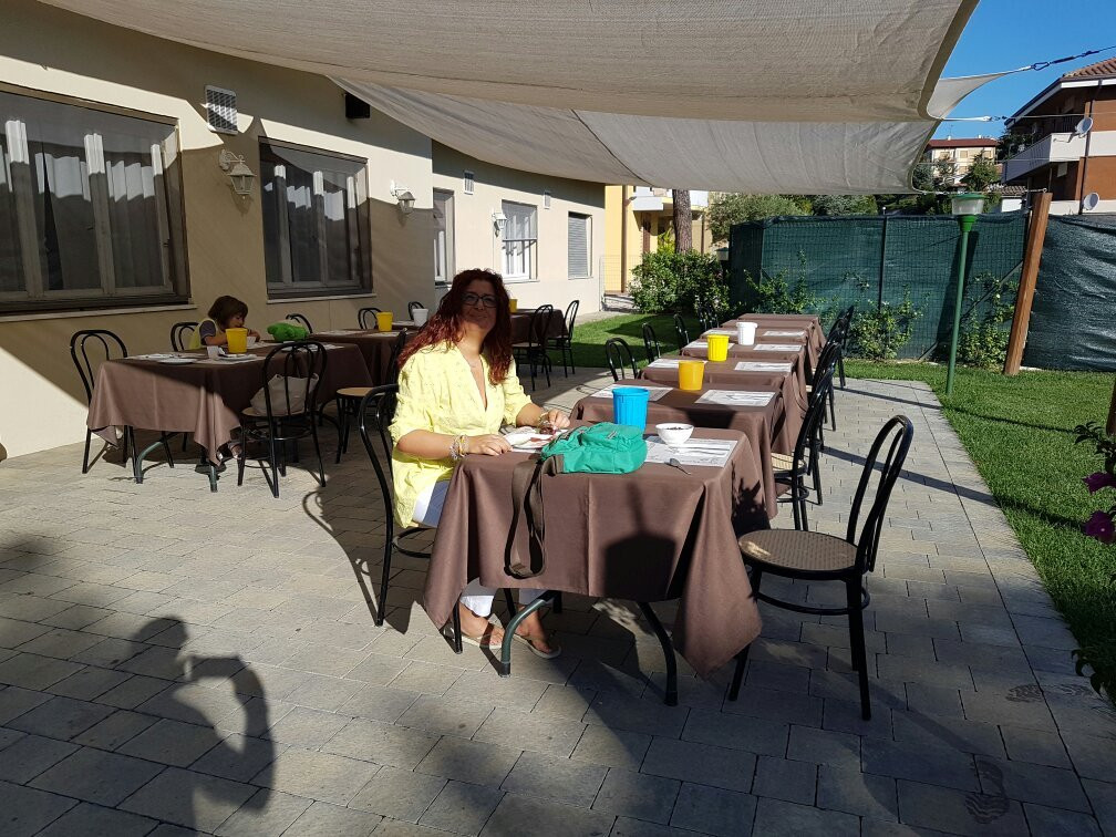 Monte Porzio餐馆和美食-Hotel Restaurant Ausonia