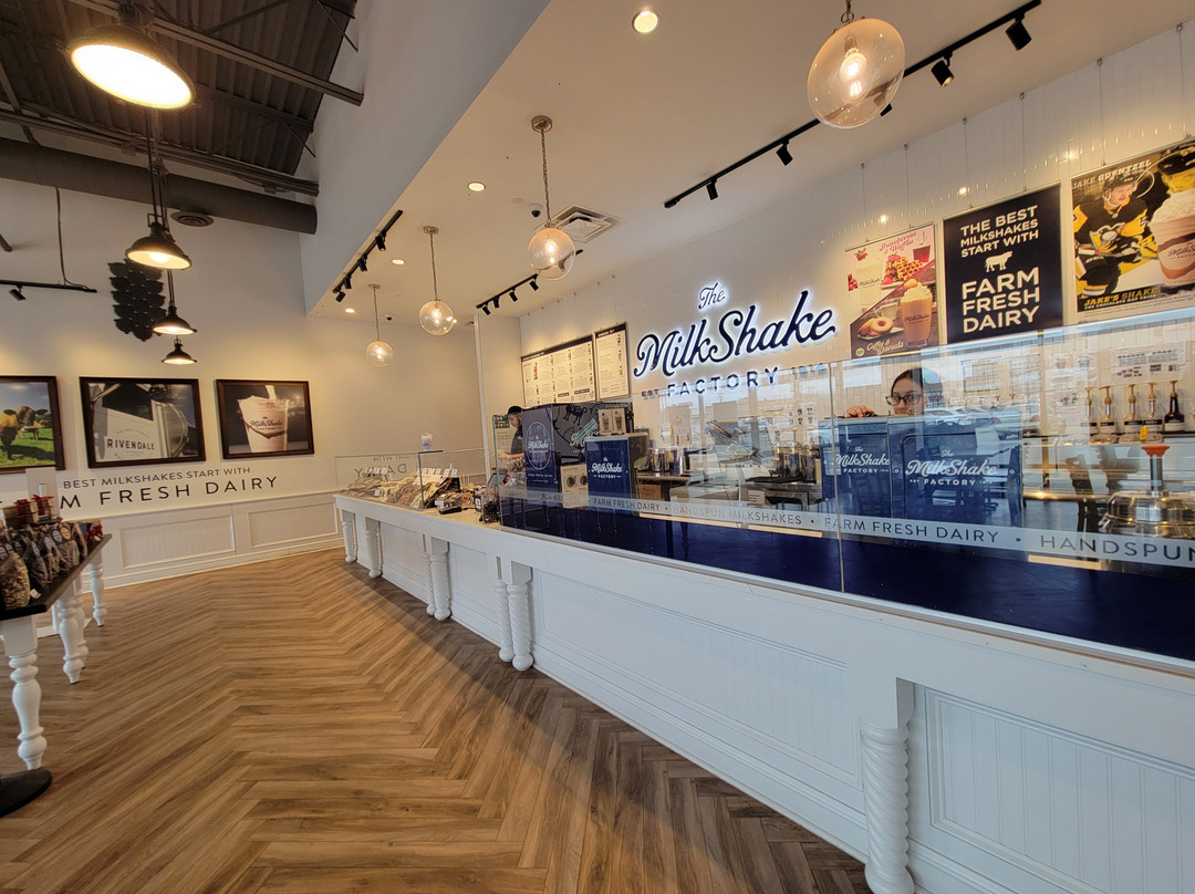 MilkShake Factory Moon