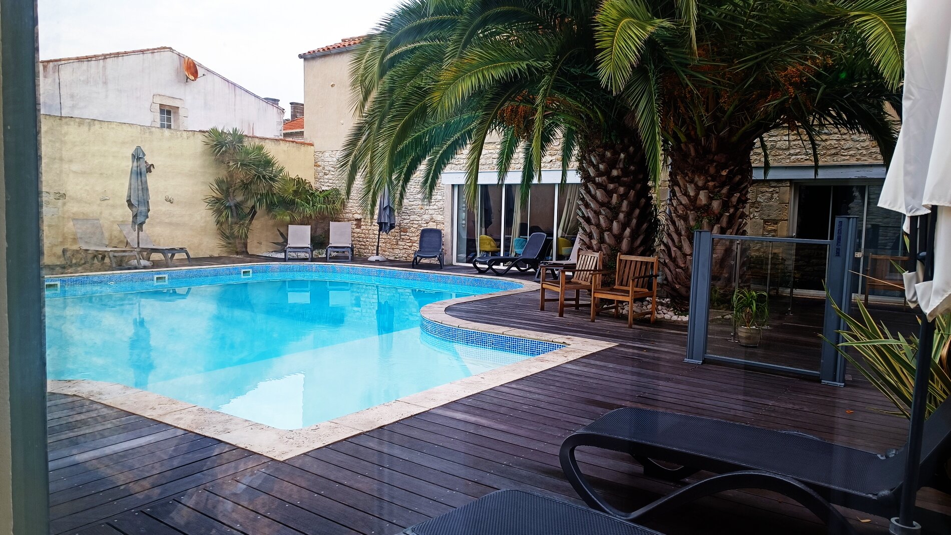 Hotel Le Square-泳池