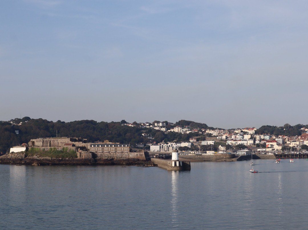 St Peters Port Harbour景点图片