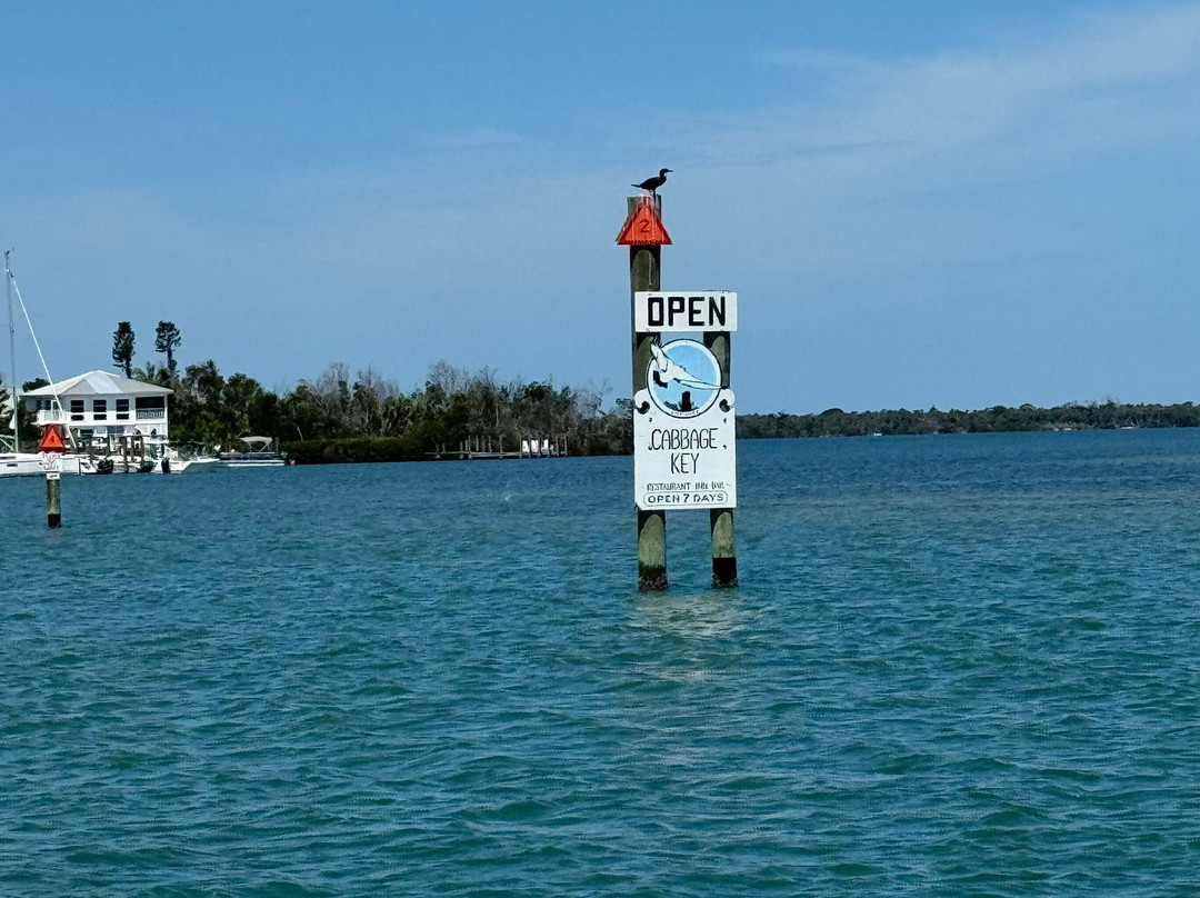 Cape Coral Boat Rentals景点图片