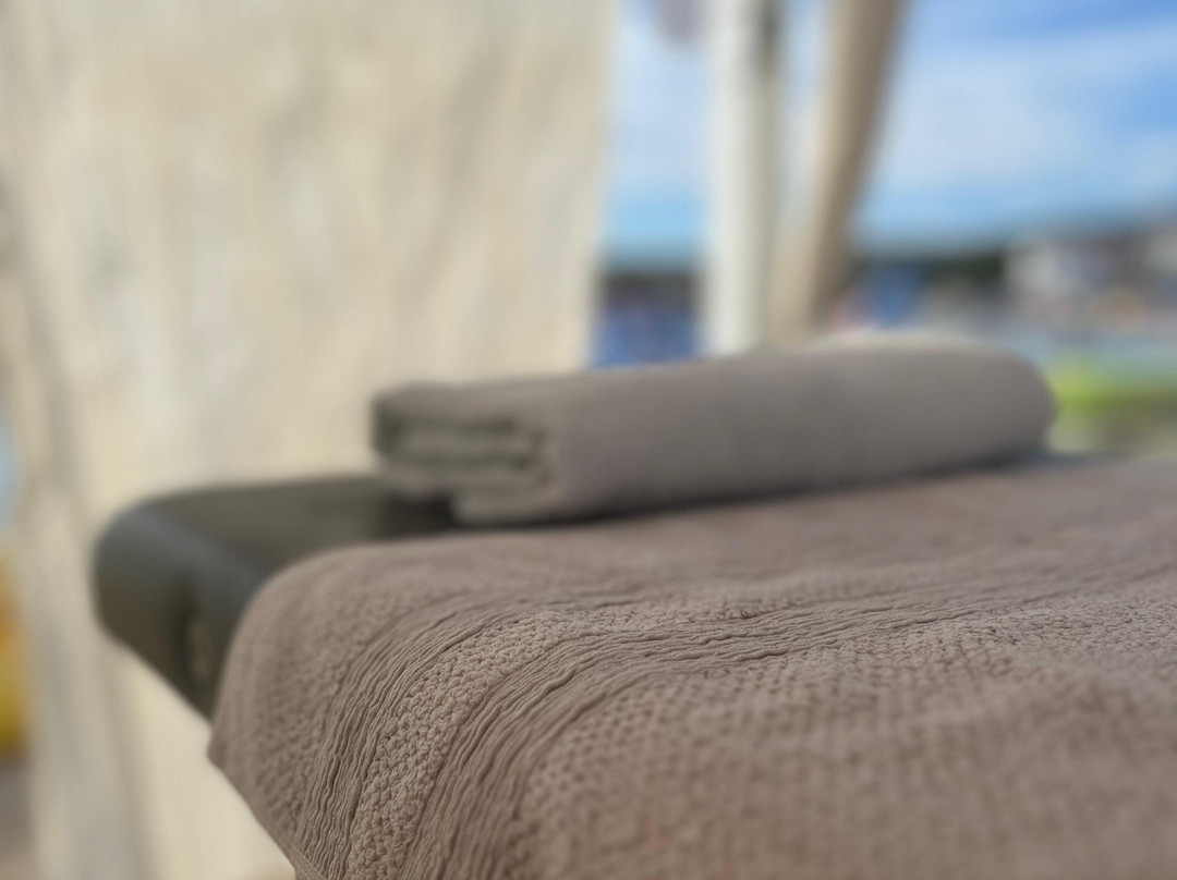 Beach Massage Rogoznica - Adriatic Aura-罗戈尼察必去景点