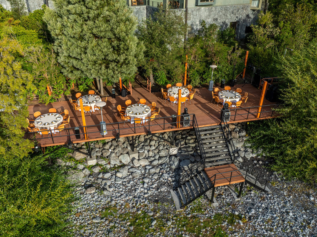 Park Lake Luxury Hotel主图