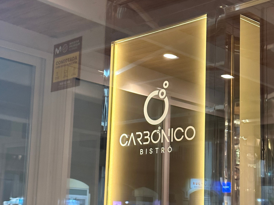 Carbónico Bistró