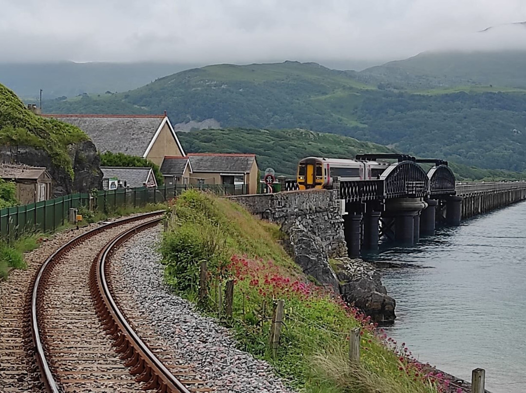 Barmouth Bridge景点图片