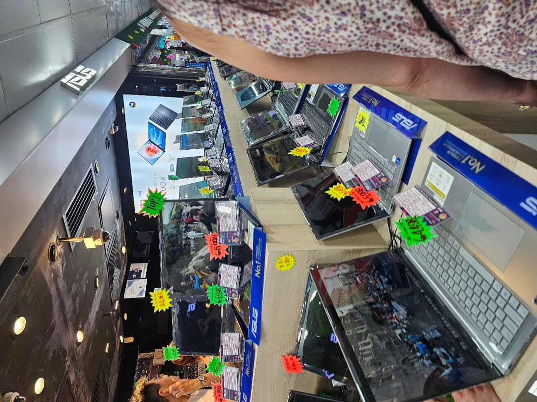 黄金电脑商场-香港必去景点