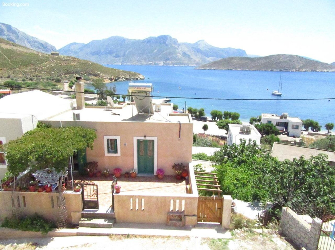 Kalotina's Apartments主图