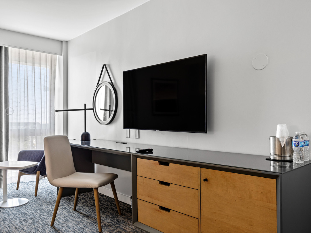 肯尼迪机场逸林酒店主图