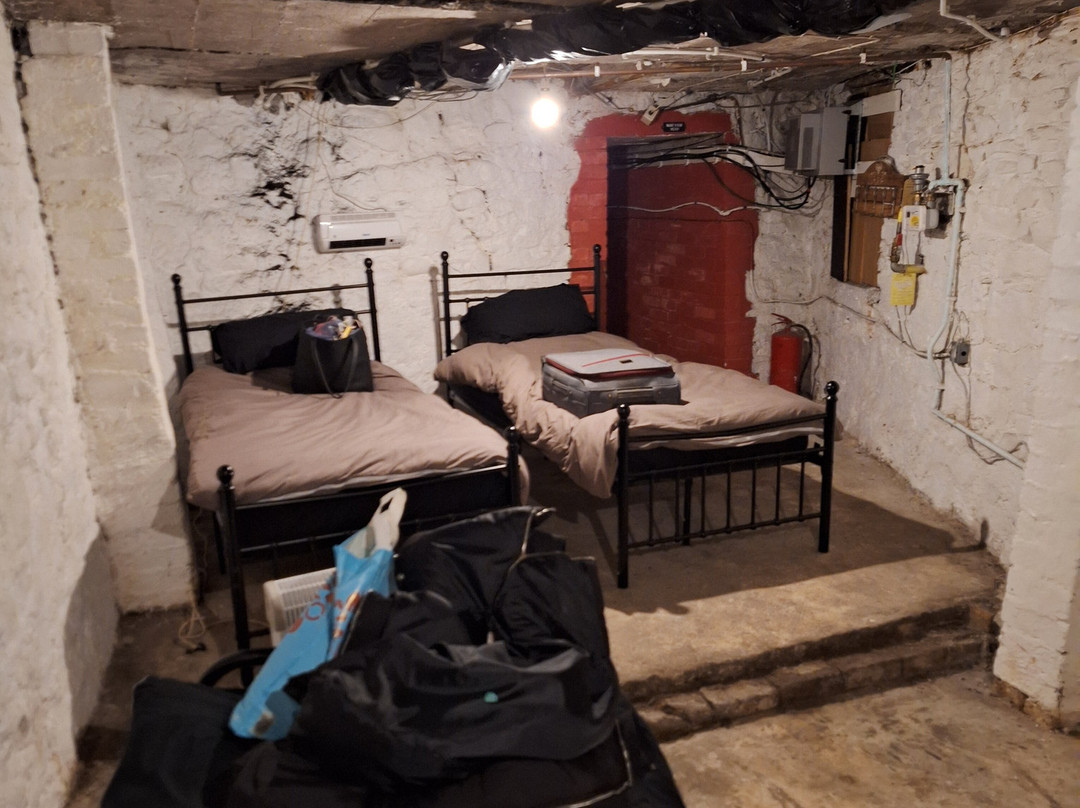 Hanbury Arms Haunted Hotel & Museum-Pontypool必去景点