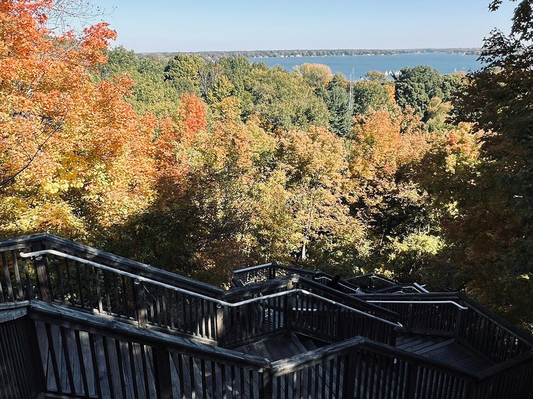 毗斯迦山-荷兰村必去景点