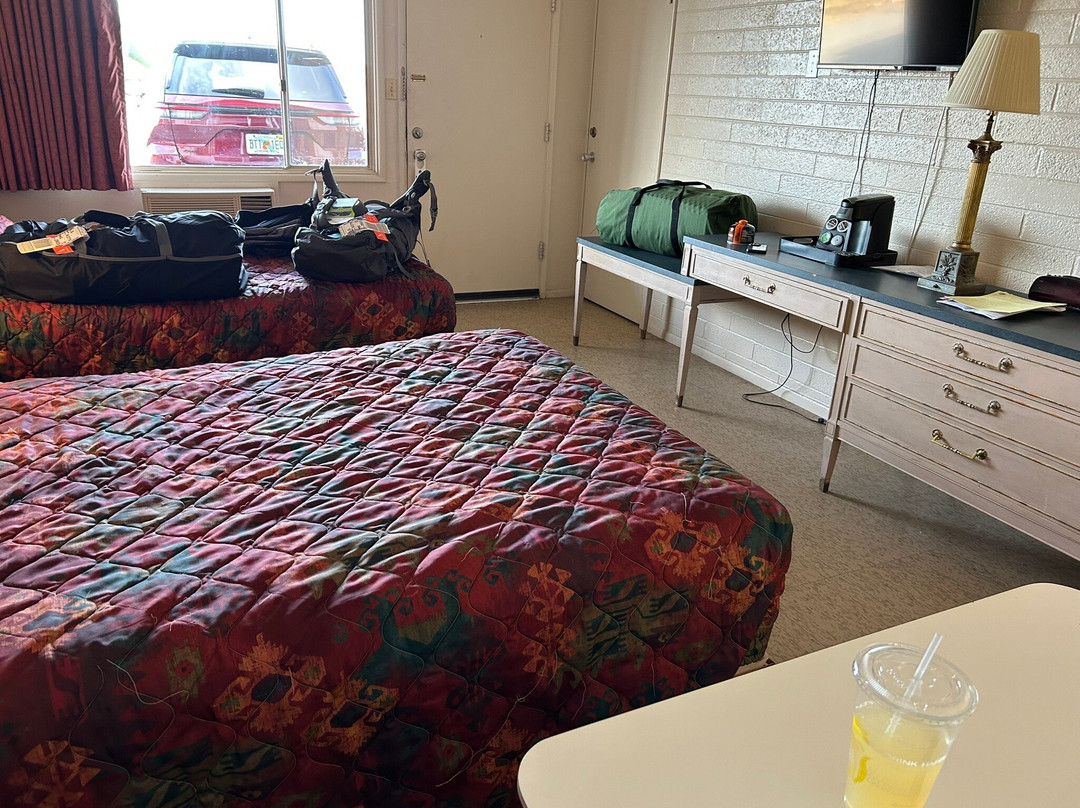 Grand Canyon Caverns Inn主图