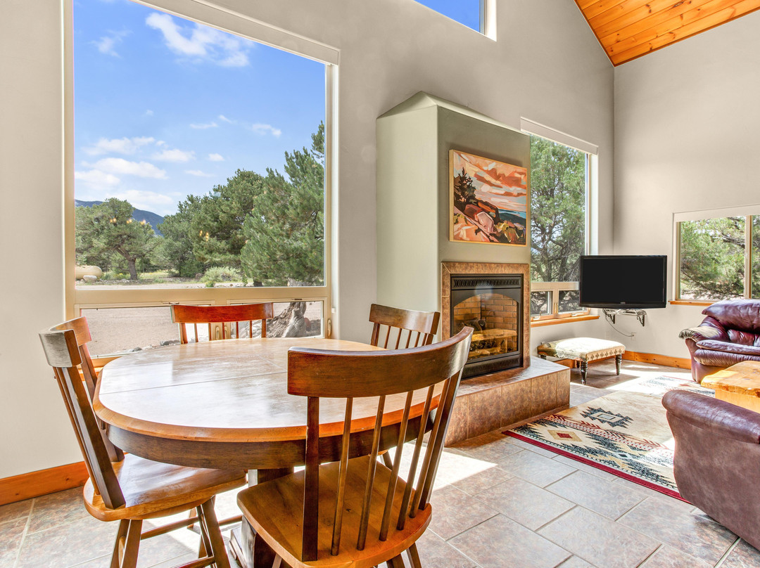 Blue Coyote Ranch主图