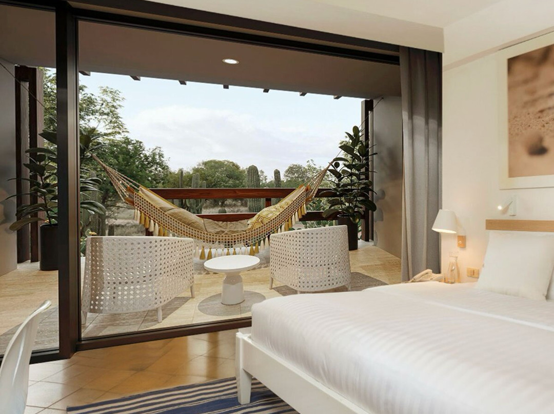 芬奇湾酒店主图