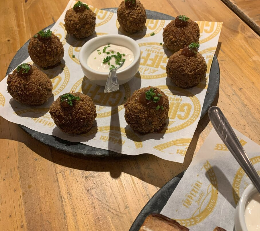 Giffa Imperial Cervejaria Artesanal-容迪亚伊必去景点