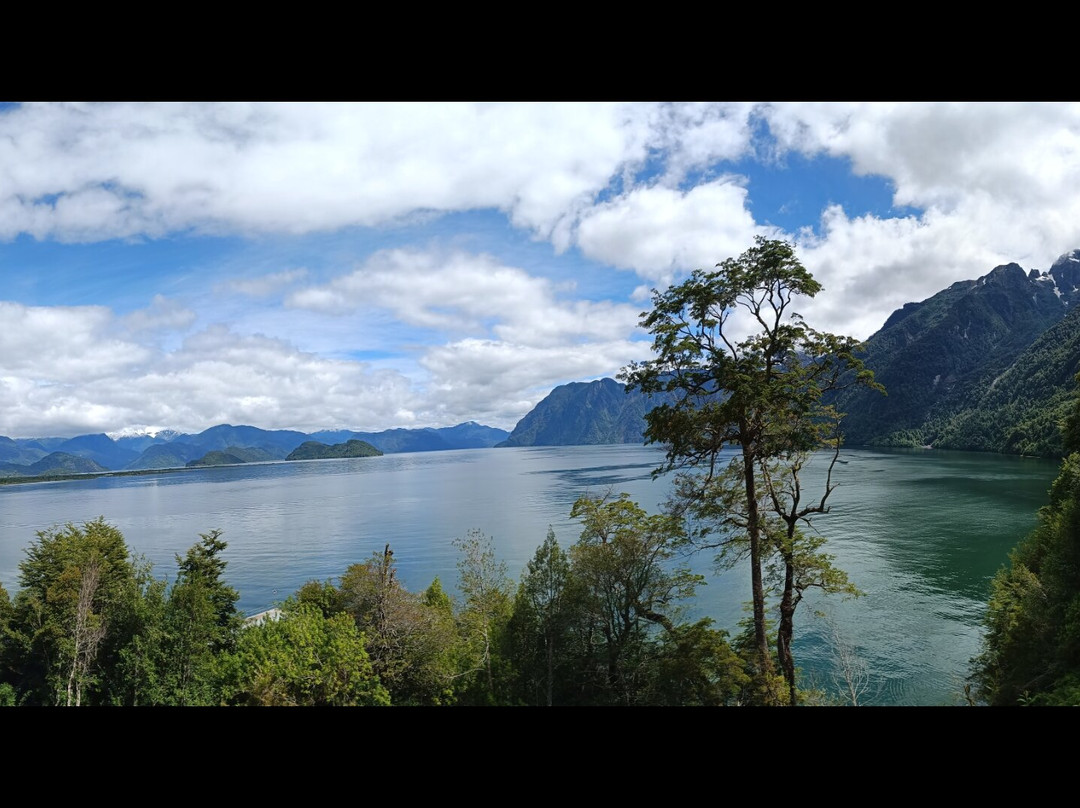Bahia Acantilada-Puerto Aisen必去景点