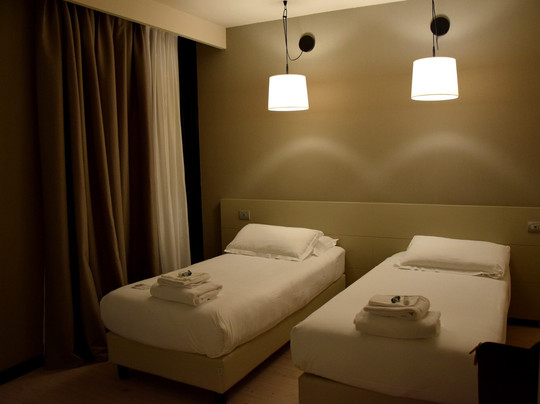 波斯克罗酒店主图