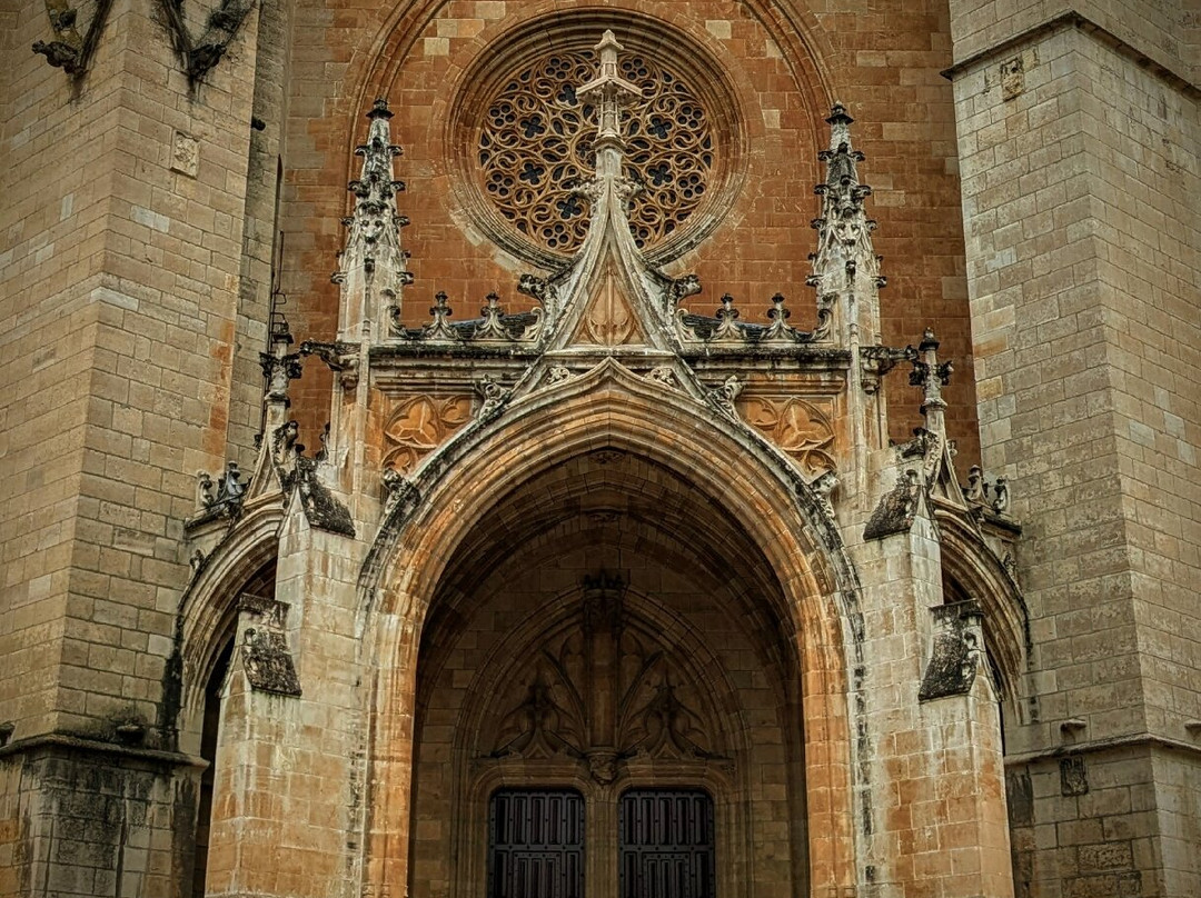 Mende Cathedral-芒德必去景点