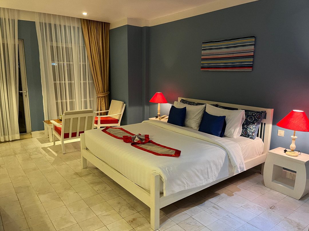 素馨皇宫酒店主图