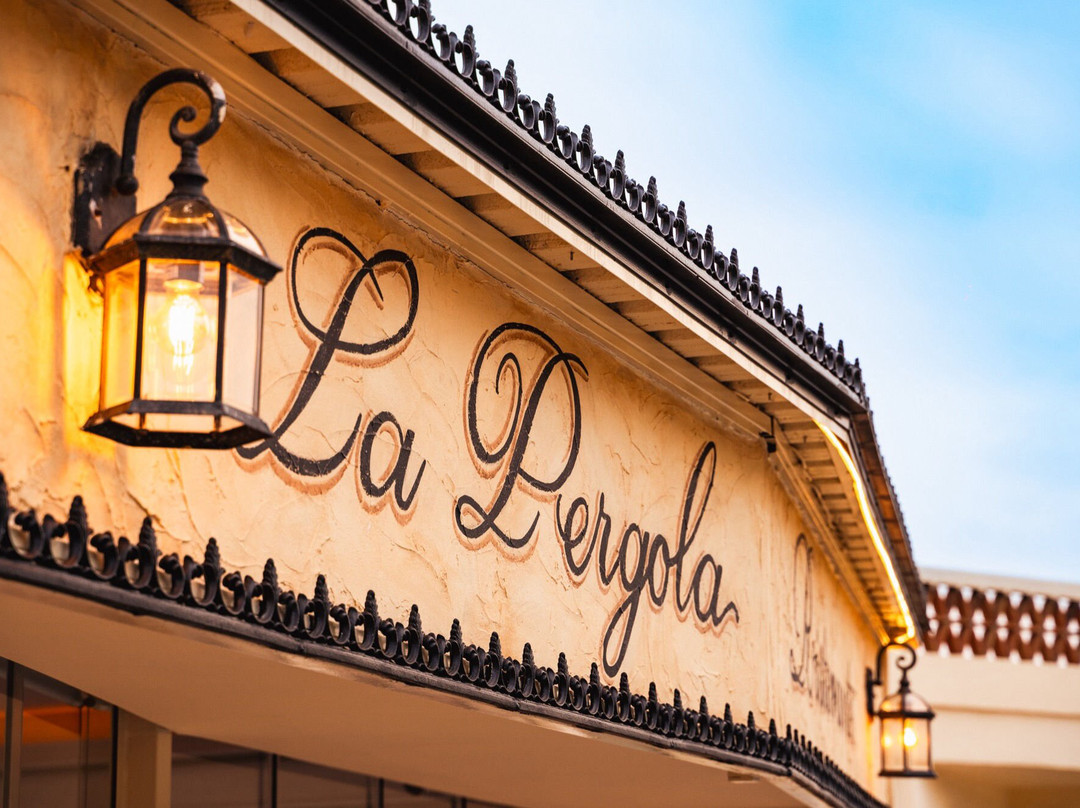 米哈斯餐馆和美食-La Pergola Ristorante