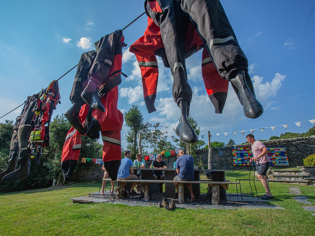 St Curig's Church主图