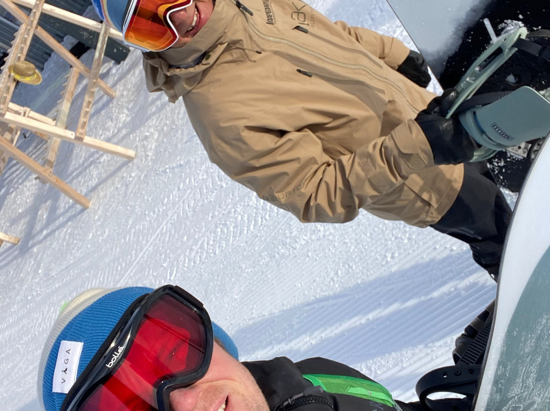 Independent Snowboard School-韦比尔必去景点