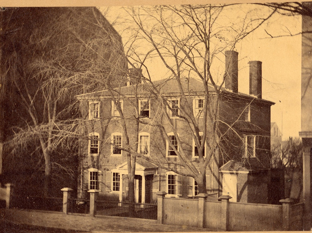 The Wadsworth-Longfellow House景点图片