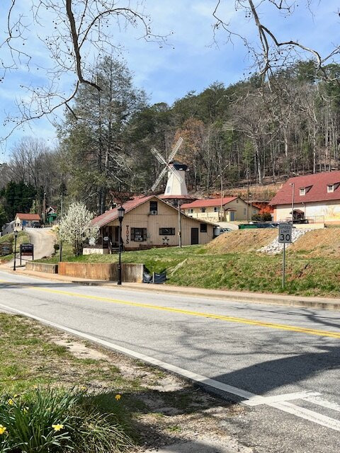 Alpine Helen / White County Convention & Visitors Bureau-海伦必去景点