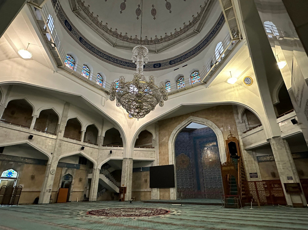 The Central Mosque of Almaty-阿拉木图必去景点