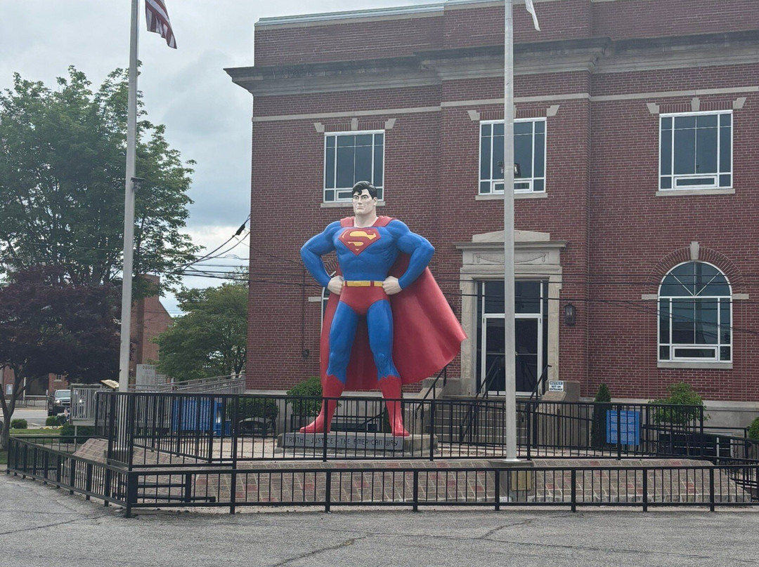 Superman Statue-Metropolis必去景点