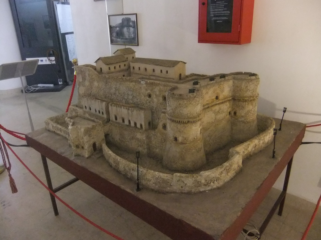 Castello Aragonese-雷焦卡拉布里亚必去景点