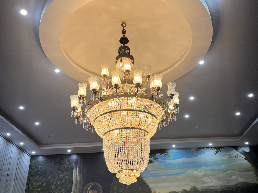 菩提伽耶丽晶大酒店主图