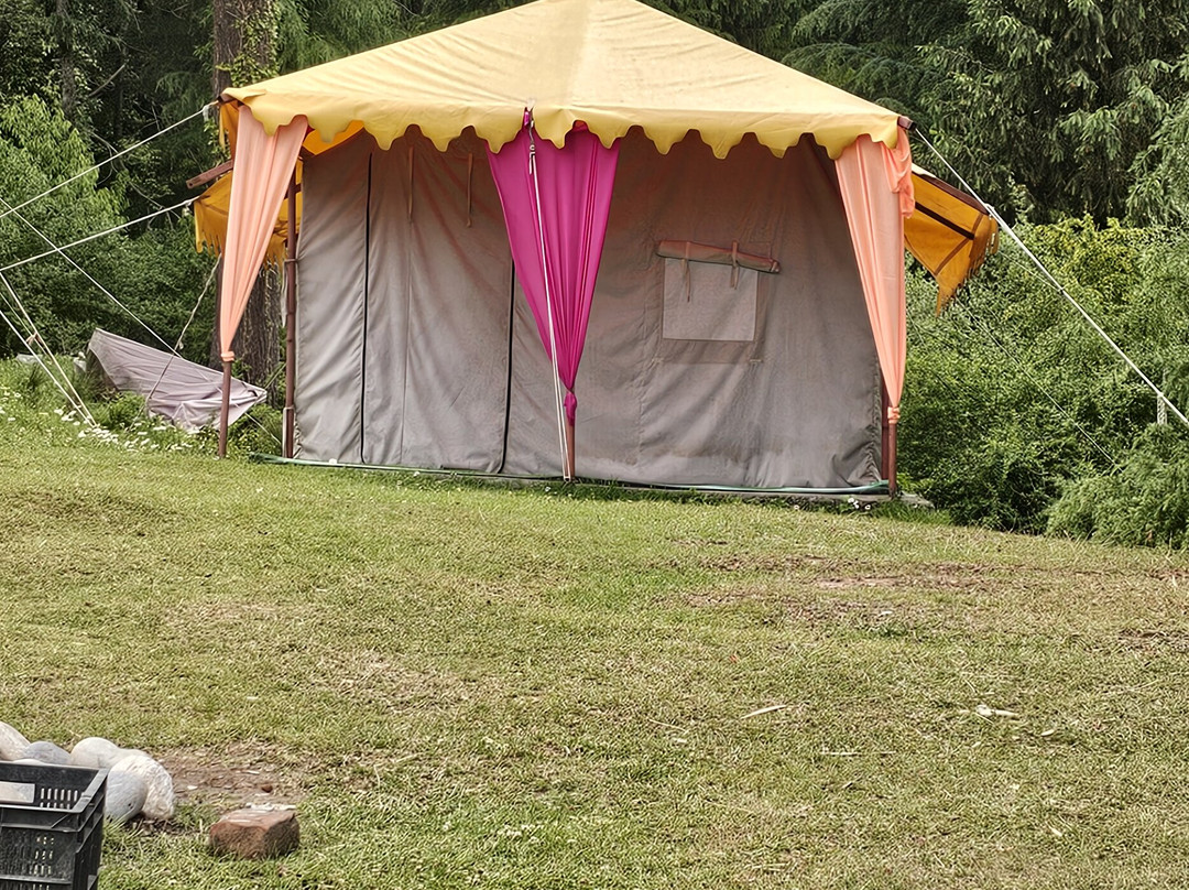 Khajjiar Lake景点图片