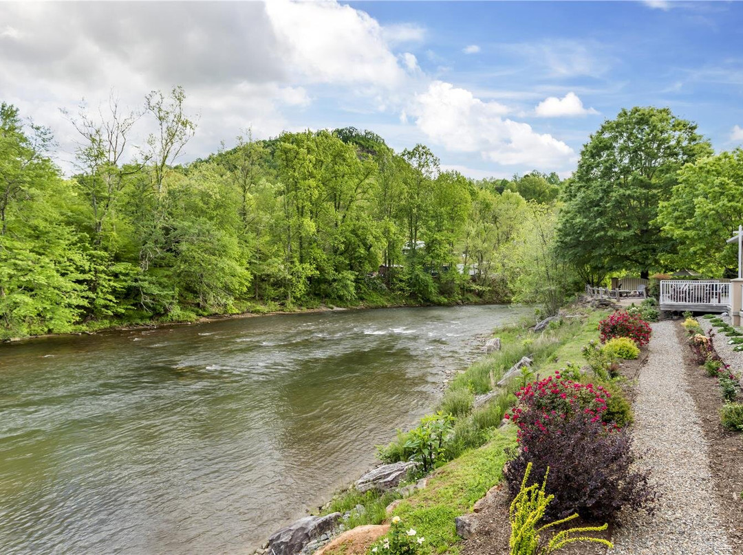 Dillsboro酒店住宿-Best Western Plus River Escape Inn & Suites