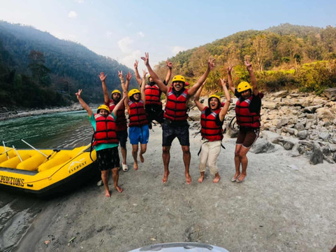 Awesome Holidays Nepal-Bhatbhateni必去景点