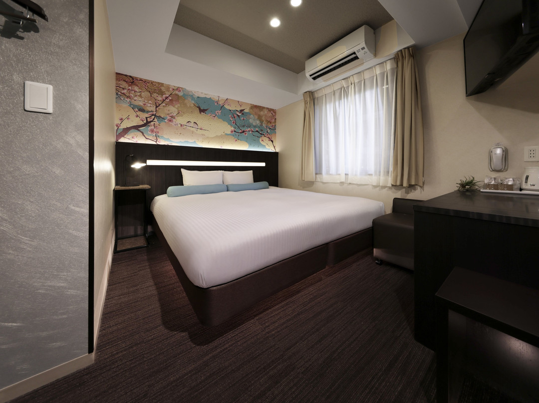 Kuromon Crystal Hotel主图