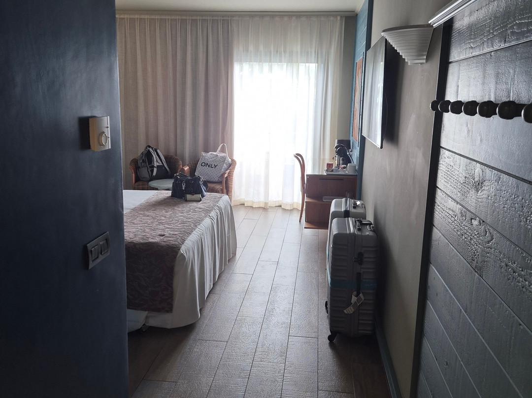 Hotel Colon Guanahani - Adrian Hoteles主图