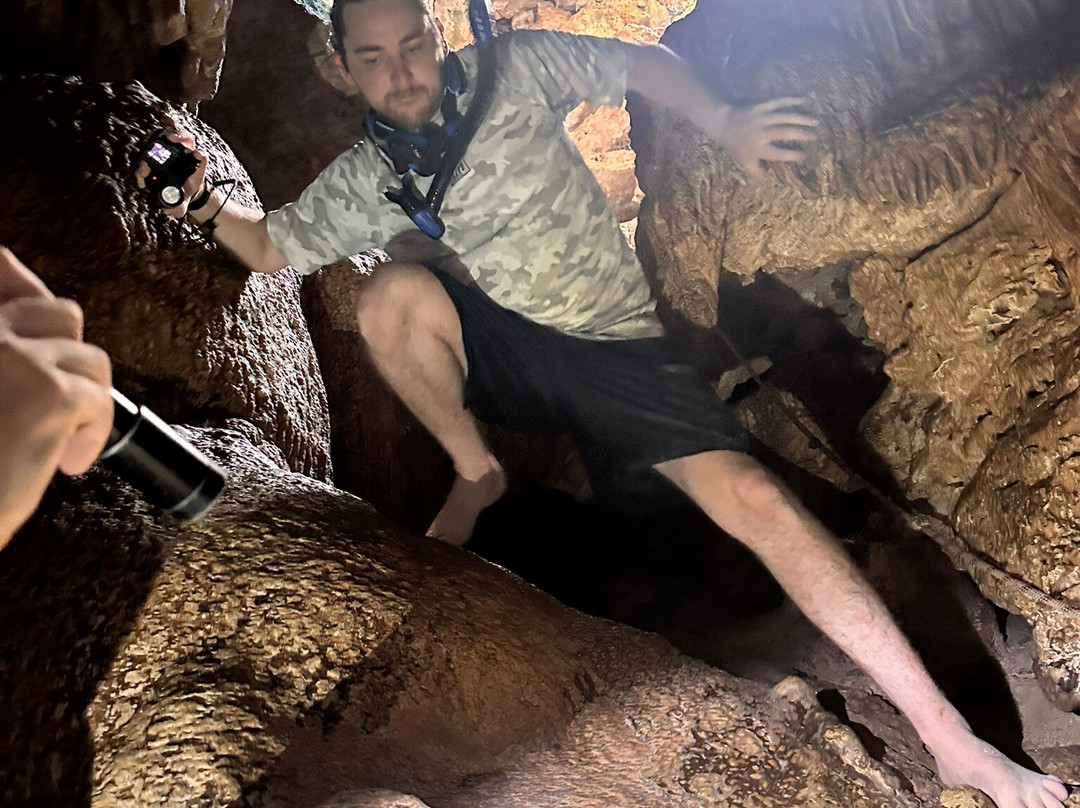 Go Caving Bonaire-Kralendijk必去景点