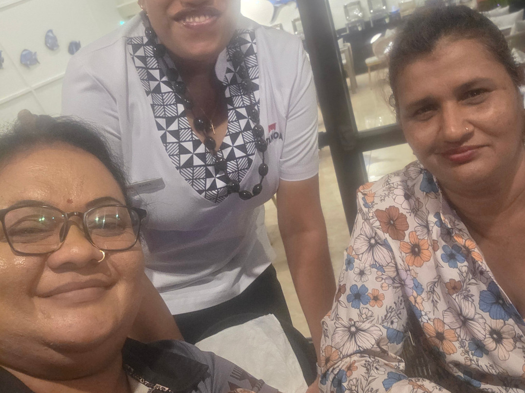 塔努阿海滨酒店主图