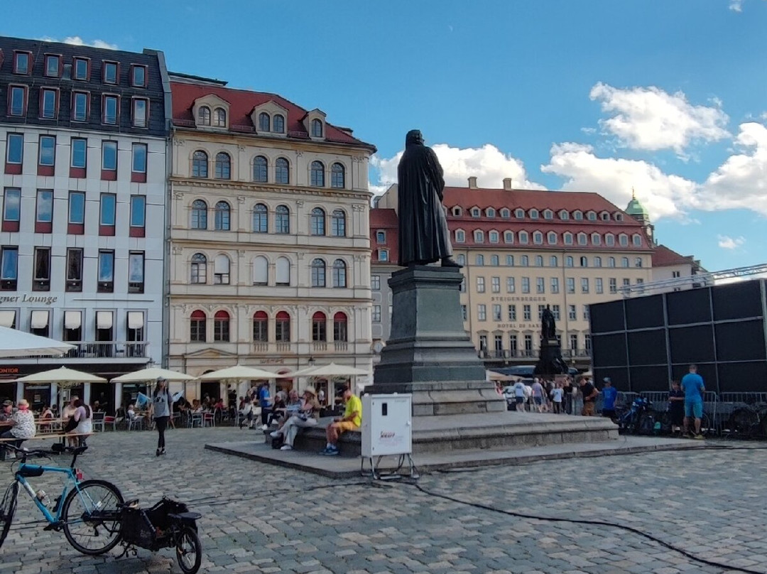 Neumarkt-德累斯顿必去景点
