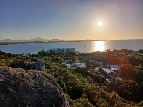 Horseshoe Bay Rotary Lookout-博恩必去景点