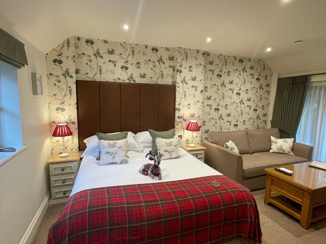 Thatched Eaves主图