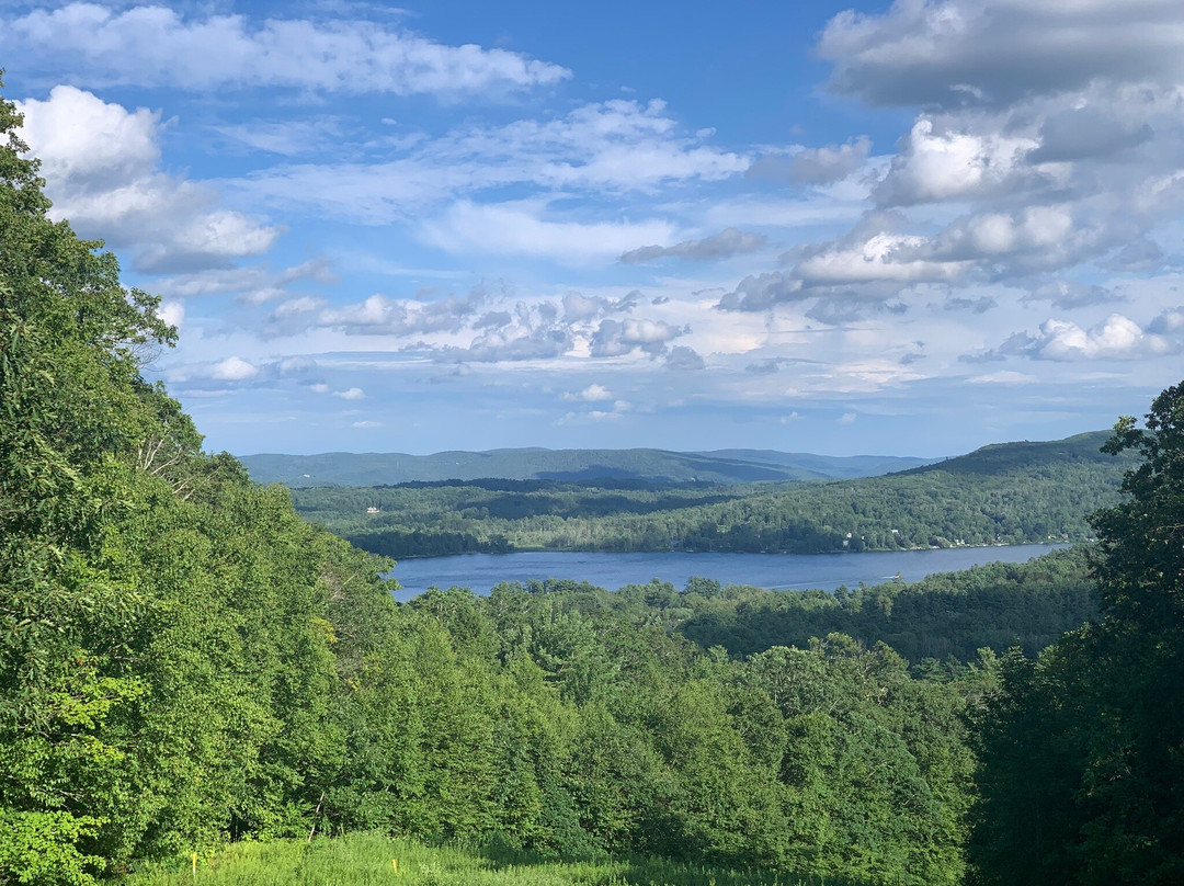 Olivia's Overlook-West Stockbridge必去景点