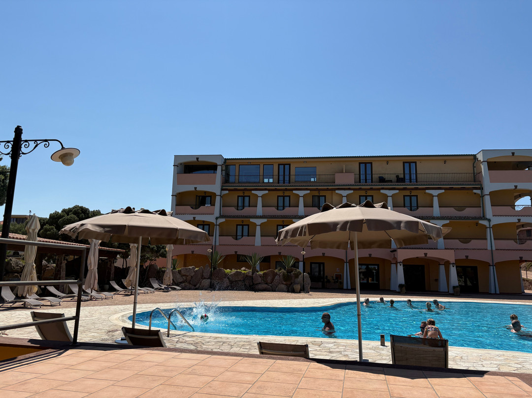 丽都德利斯帕诺丽酒店主图