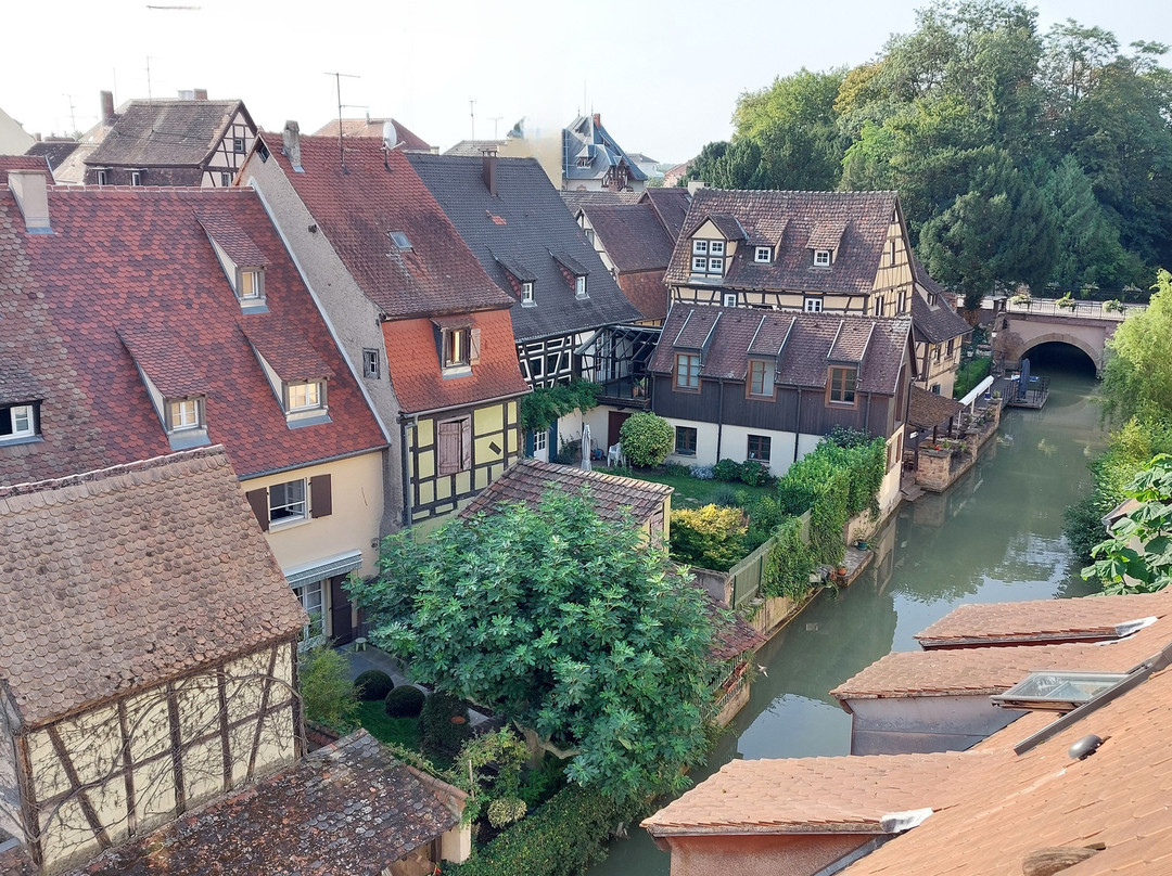 马歇尔酒店主图