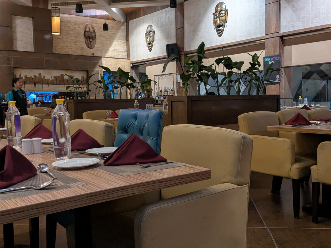 The Grand Arc Hotel & Convention Centre主图