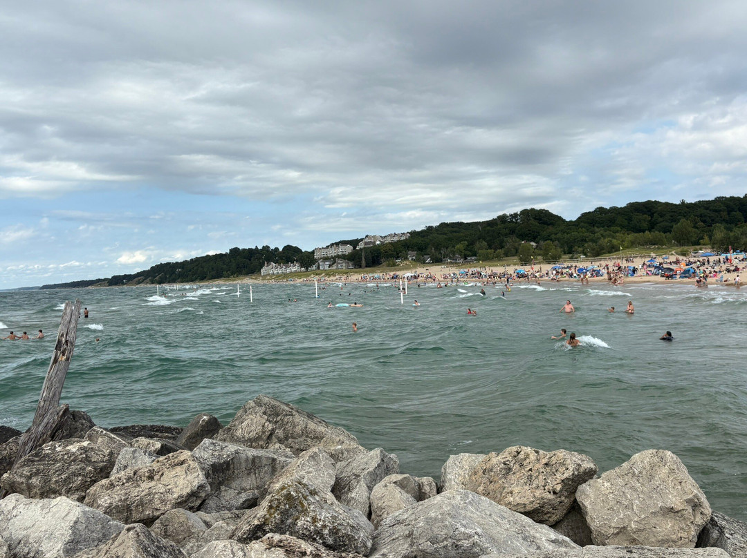 Big Red Lighthouse-荷兰村必去景点