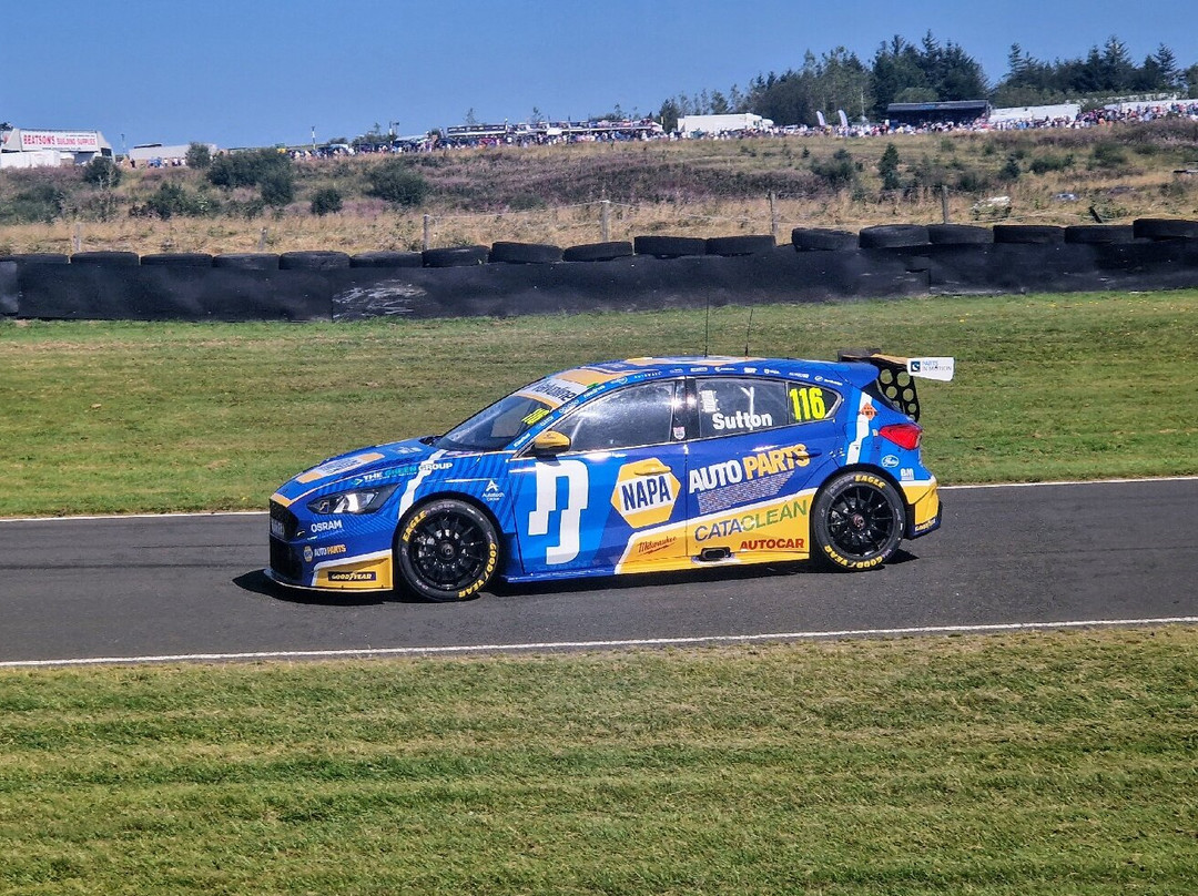 Knockhill Racing Circuit-丹弗姆林必去景点